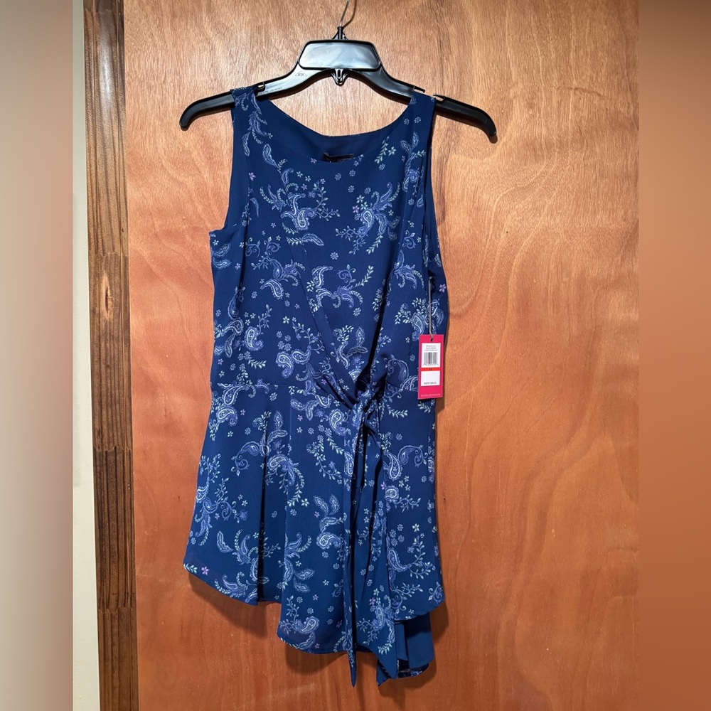 NWT Vince Camuto XS Sleeveless Blue Blouse Retails for $89